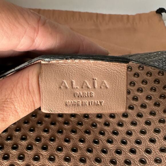 Alaïa Studded Leather Envelope Clutch Pochette Hand Bag - Picture 2 of 9